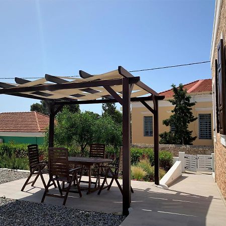 Villa Miranda Chalki Town Extérieur photo