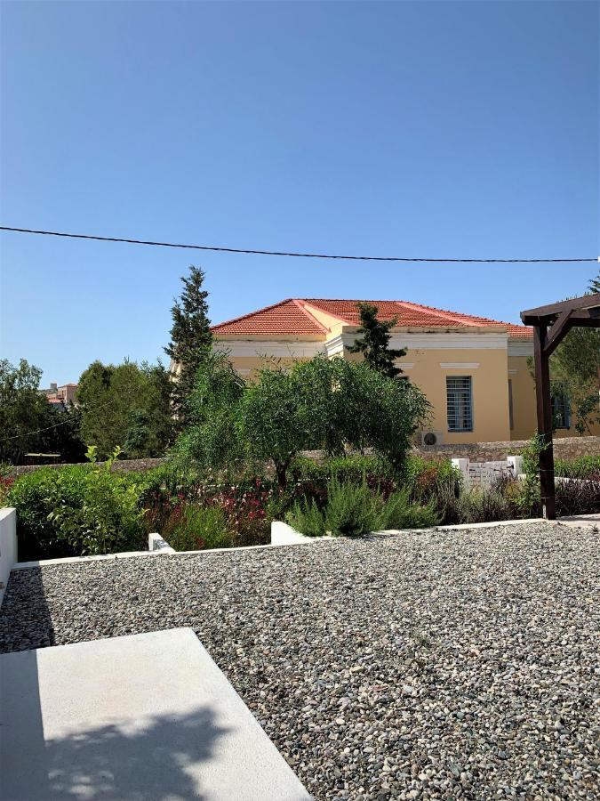 Villa Miranda Chalki Town Extérieur photo