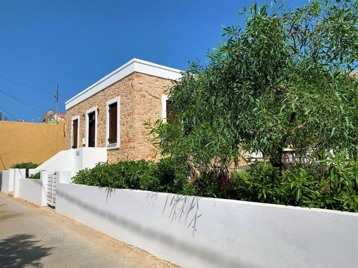 Villa Miranda Chalki Town Extérieur photo