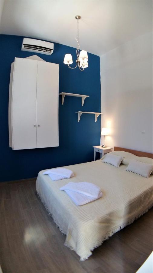 Villa Miranda Chalki Town Extérieur photo